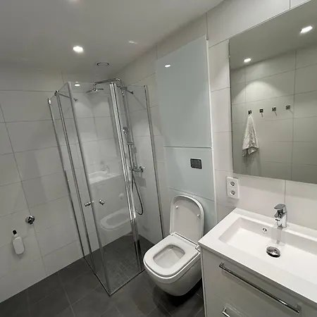 J-apartment - New Modern, 아파트 *